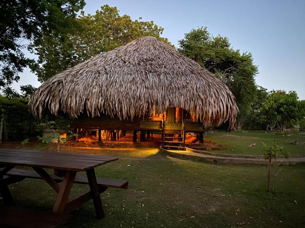Yala Lake View Cabanas Тиссамахарама Экстерьер фото