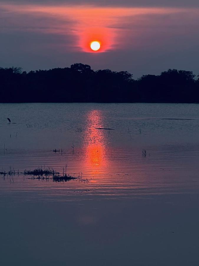 Yala Lake View Cabanas Тиссамахарама Экстерьер фото